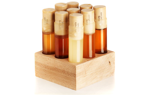 Bee Raw’s pure Honey for the Flight – the Varietal Honey Flight Kit