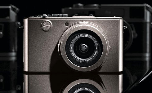 Leica limited-edition D-LUX 4 Titan