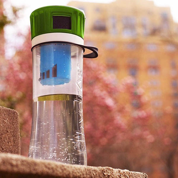 Hydros Water Bottle to Fight the Water Crisis
