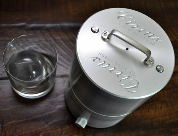 Prevent Drink Dilution and enjoy your Whisky with the Cirrus Iceball Press